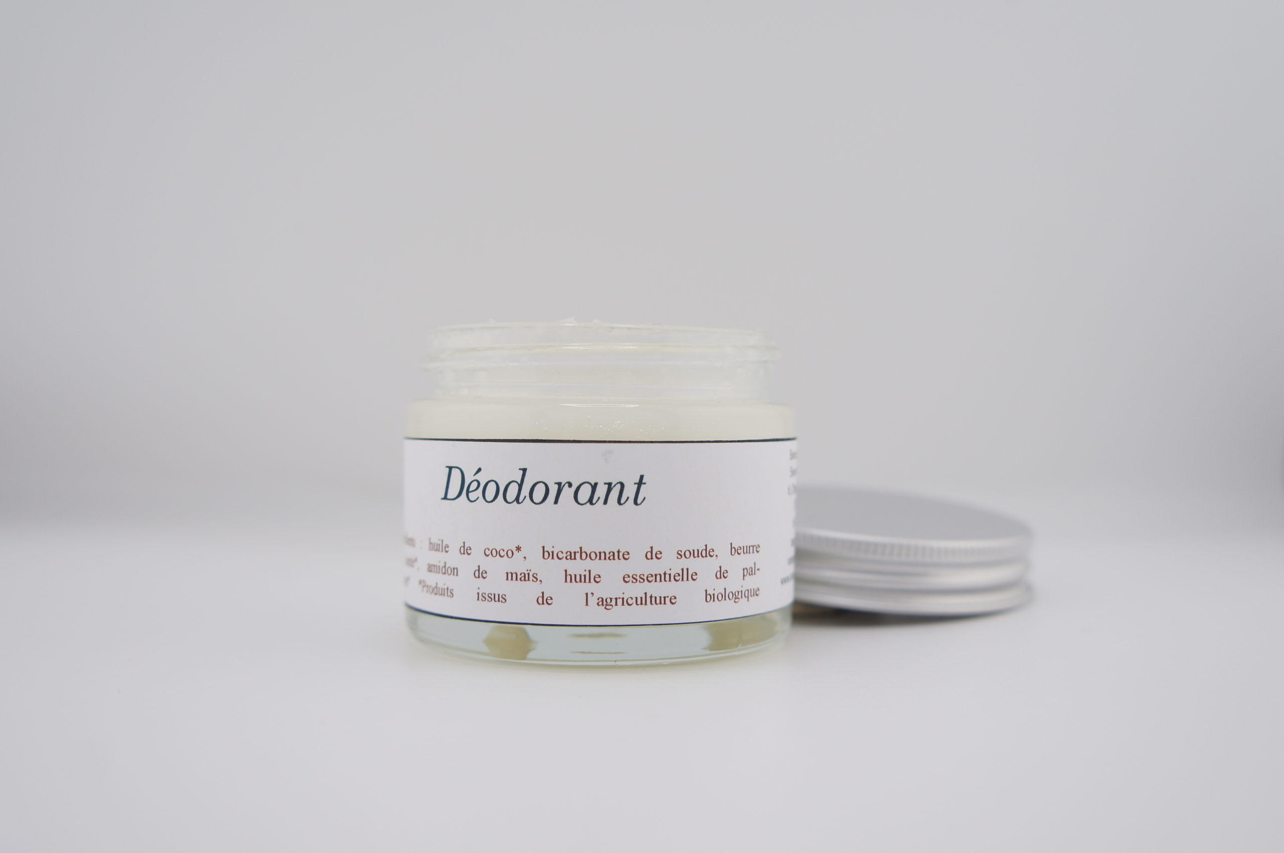 photographie d'un déodorant solide