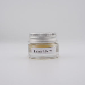 photographie d'un baume à lèvre solide